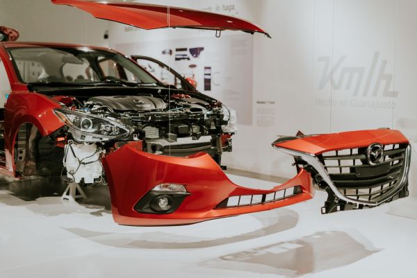 Innovative approaches to integrating biodegradable materials in uk automotive manufacturing