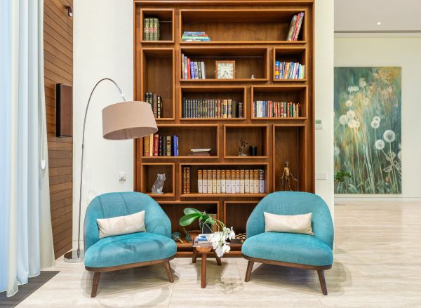 The definitive handbook for crafting a compact library in your cozy reading retreat